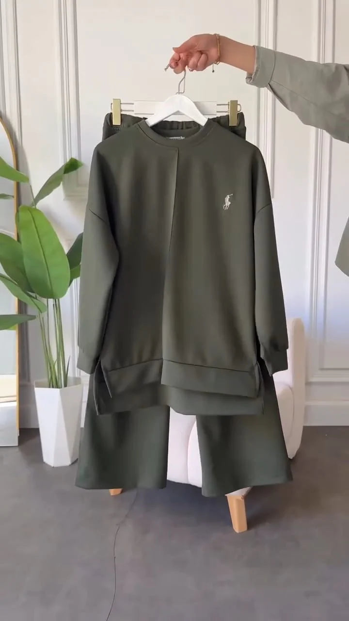 CH 589 The Bloom Wears Winter Fleece Co-ord Set