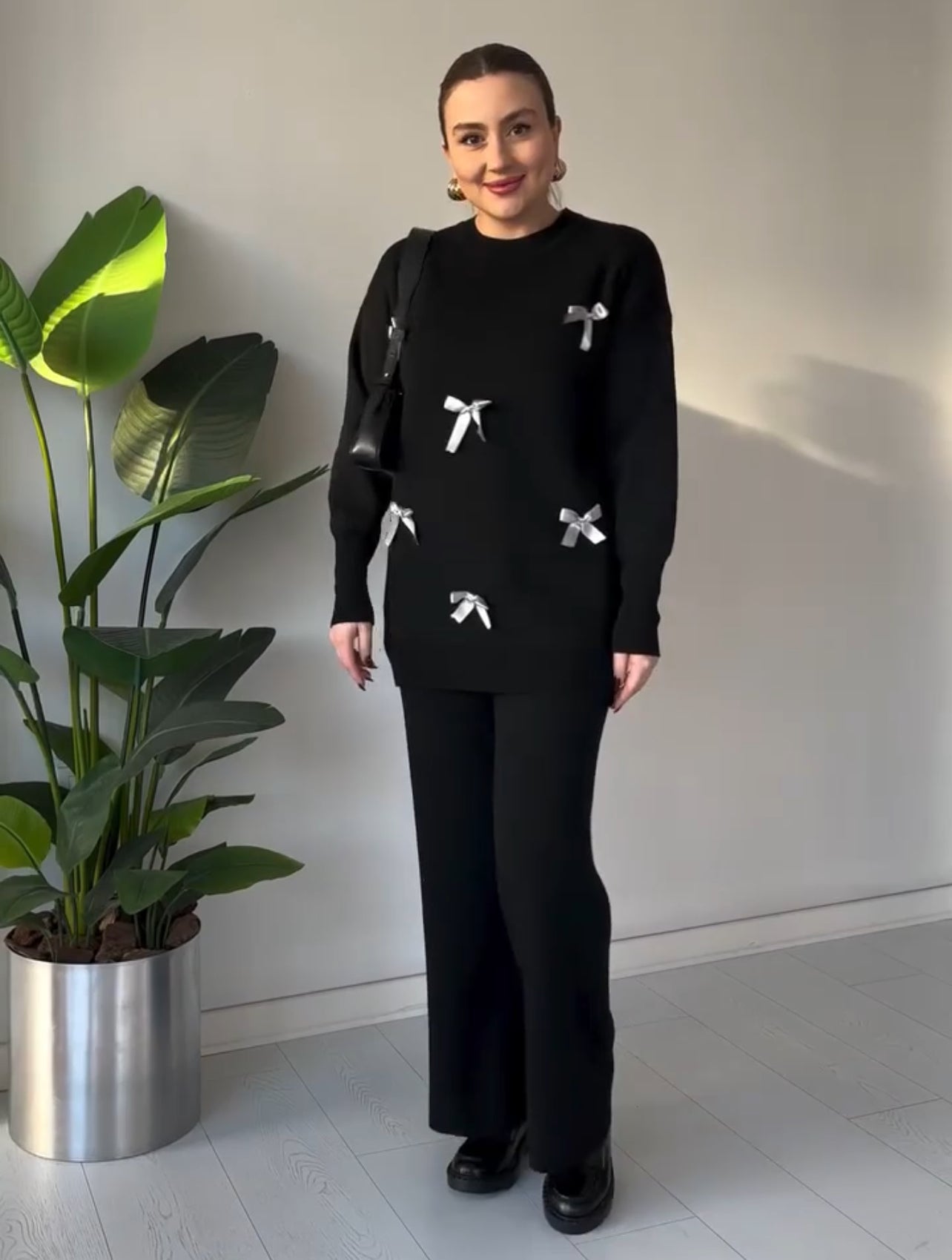 CH 525 The Bloom Wears Bow Style Warm Fleece Winter Co-ord Set.