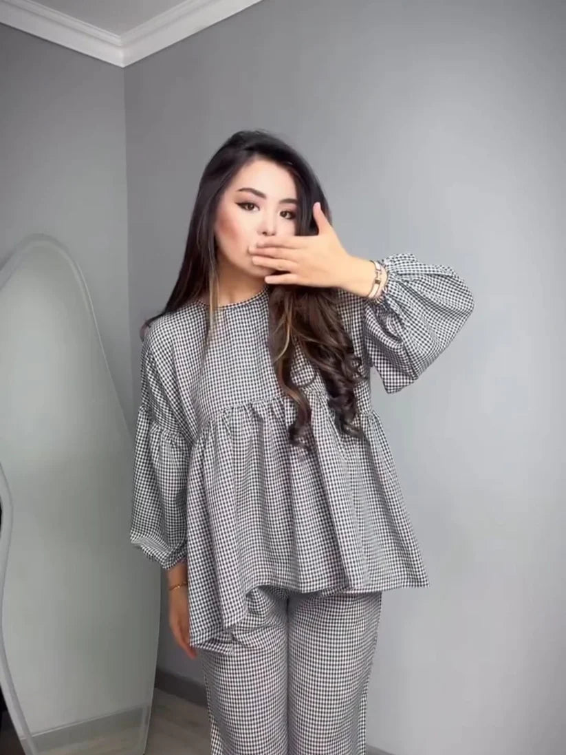 CH 552 The Bloom Wears Classic Checkered Cotton Co-ord Set