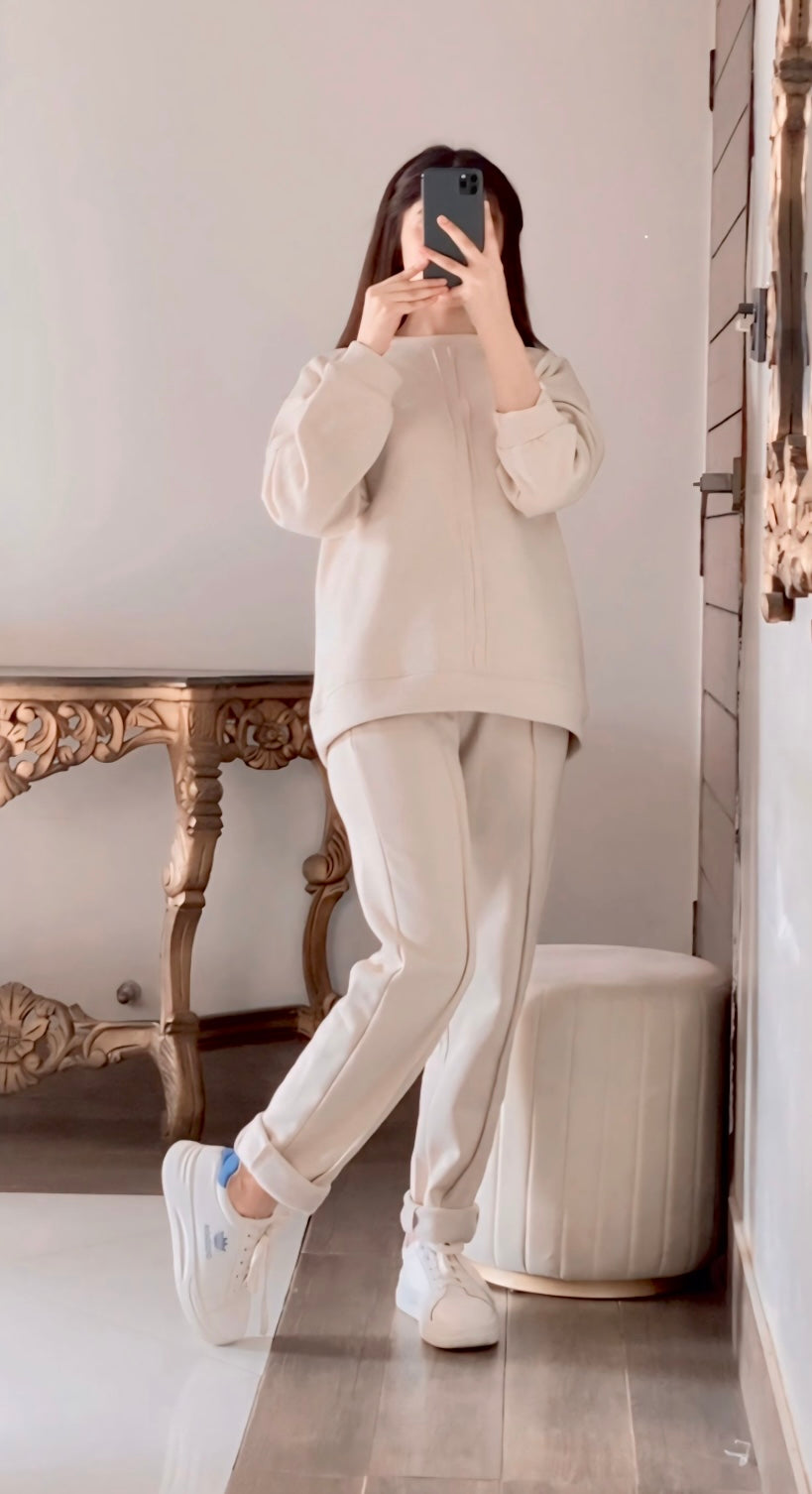 Ch # 381 THEBLOOMWEAR Winter Fleece Co-Ords: Stylish Black 2-Piece  Set With Cocoon Pants And Sweatshirt