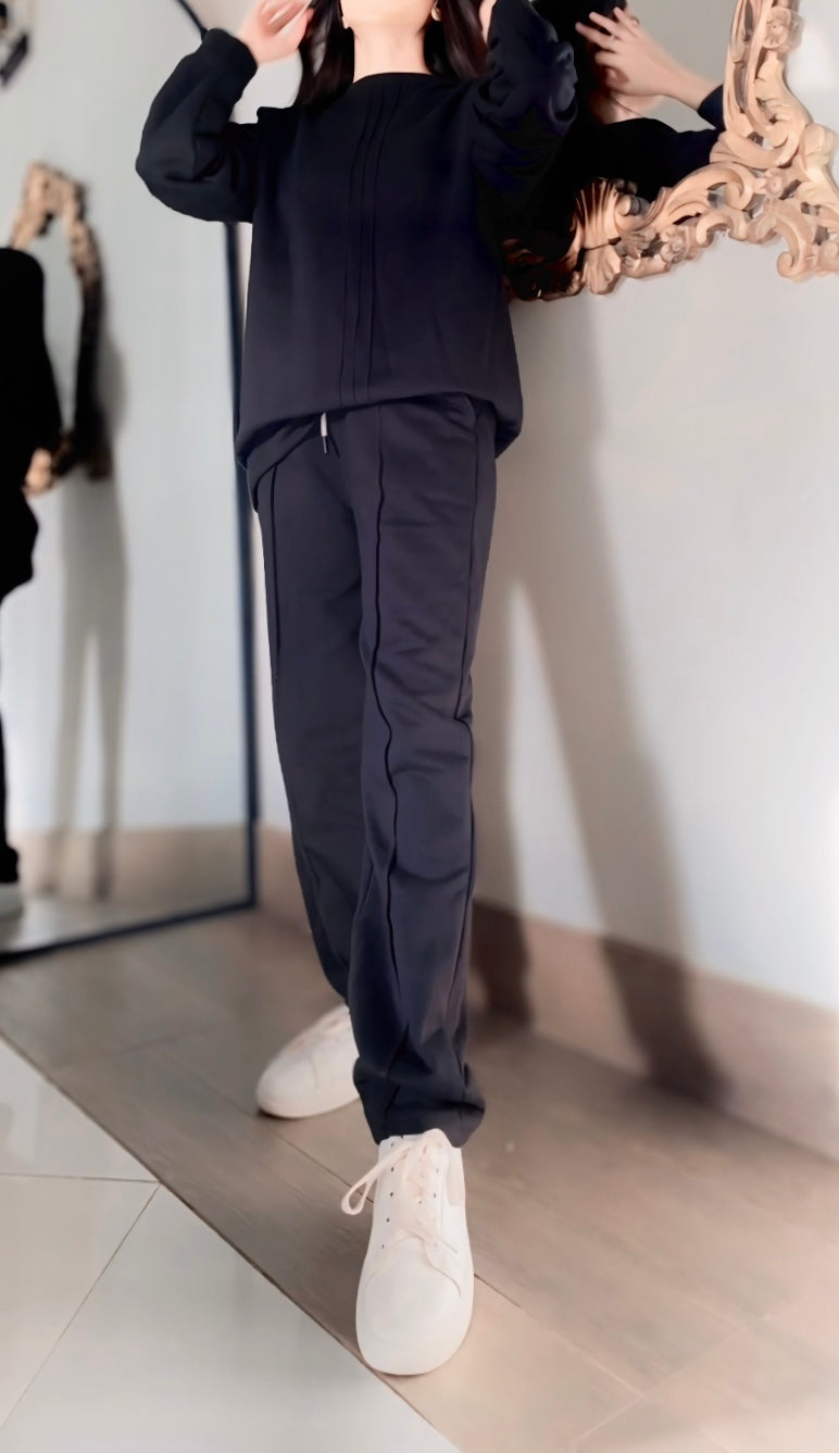 Ch # 381 THEBLOOMWEAR Winter Fleece Co-Ords: Stylish Black 2-Piece  Set With Cocoon Pants And Sweatshirt